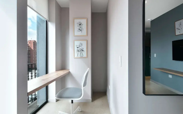 w Spectacular Loft w Balcony in El Nogal