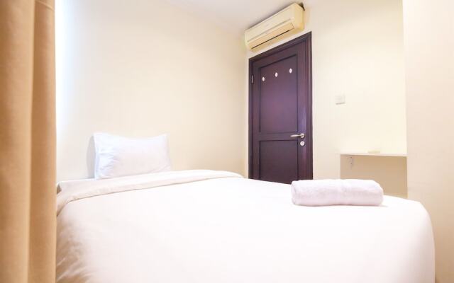Spacious Riverside Pluit Apartment