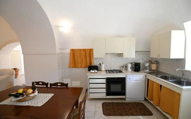 Holiday home with pool in Cisternino