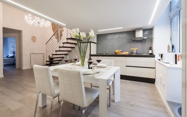 Silver Novella Luxury Apartment