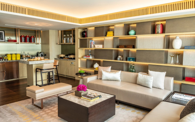 New World Saigon Hotel