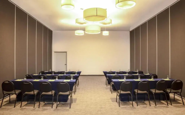 Fiesta Inn Parque Puebla