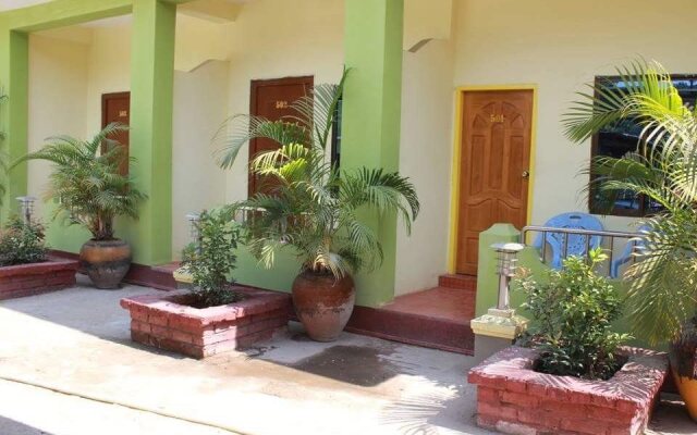 Nway Htway Yeik Guest House