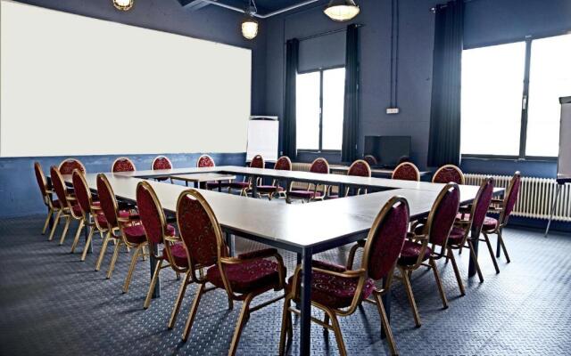 Stayokay Eindhoven - Blue Collar Hostel