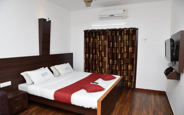 Lake View Hotel