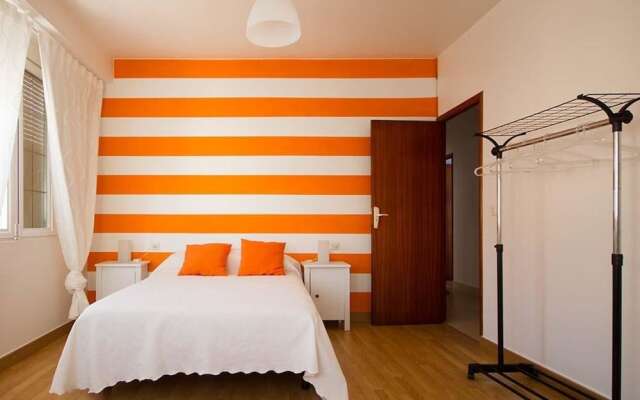 Apartment - 3 Bedrooms with WiFi - 106763