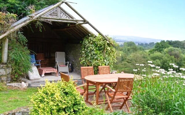 Cwm Bedw Farmhouse