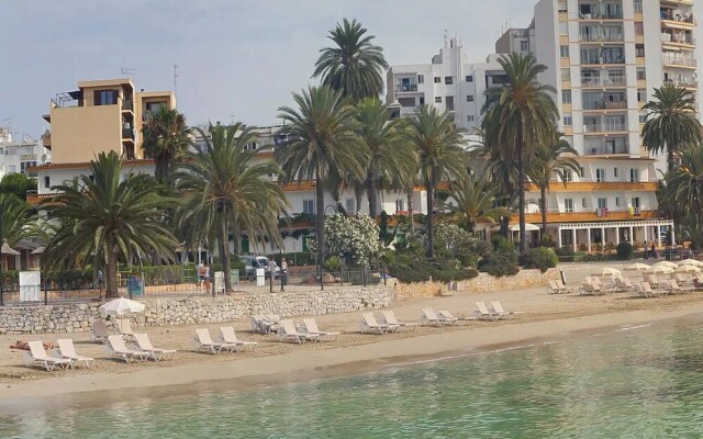 Mar y Playa I & II