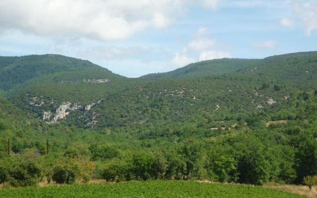 La Fontaine des Noyers