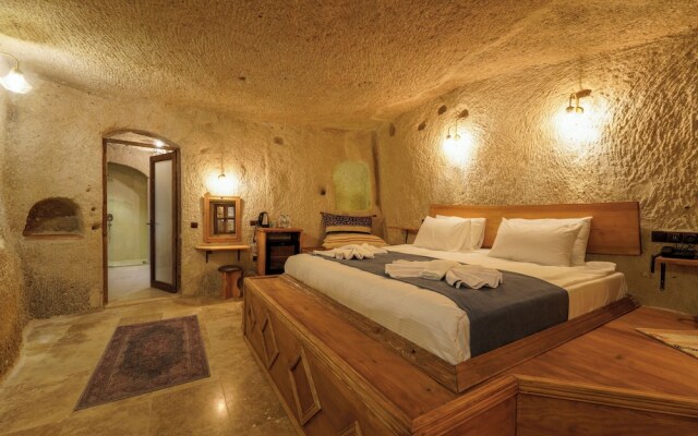 Escape Cave Suites