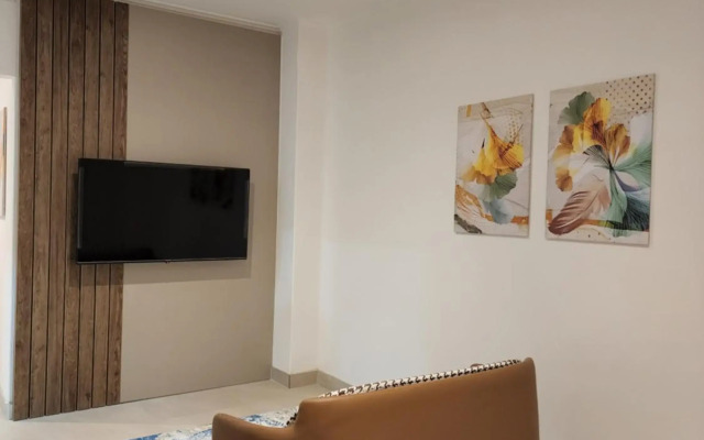Imperial Suites Hotel