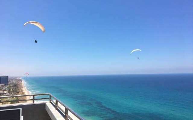 Carmel Holiday Apartments