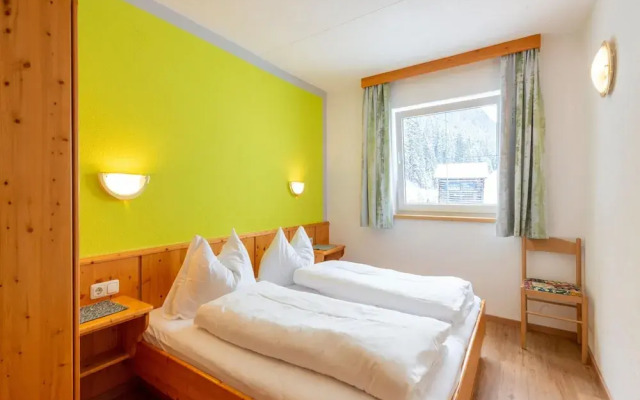 Large Apartment With a Large Balcony in Kappl