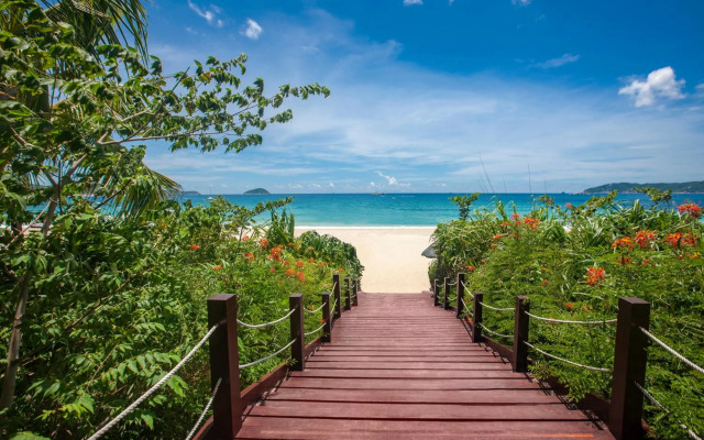 Yalong Bay Mangrove Tree Resort