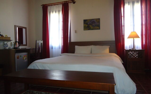Dalat Train Villa