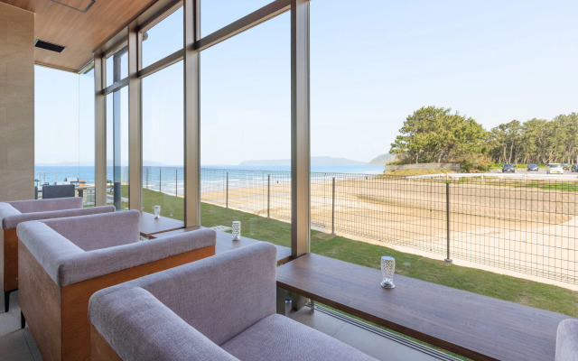 ALBAHOTELANDGLAMPING