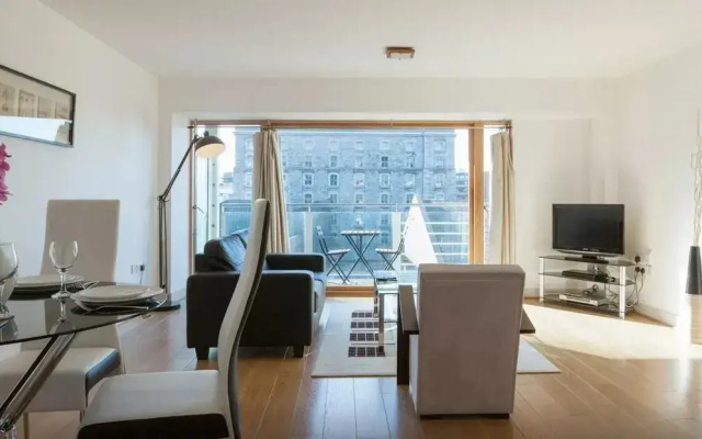 Gallery Quay 2-bed Apartment