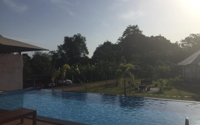 Tipparika Riverview Hotel