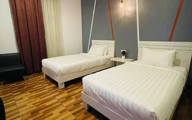 DE Hotel Phnom Penh