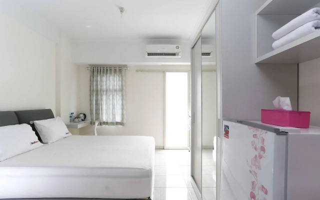 RedDoorz Apartment @ Margonda Residence
