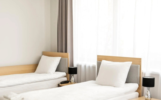 Waw Hotel Airport Okecie