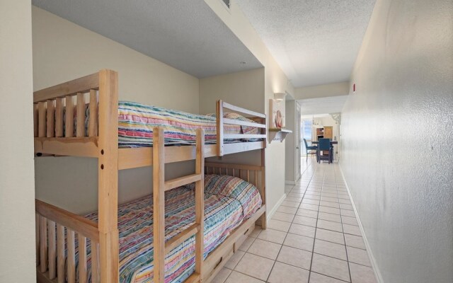 Pelican Beach 0303 1 Bedroom Condo by Pelican Beach Management