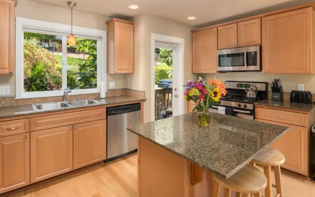 Seattle Vacation Home: Life's A Beach
