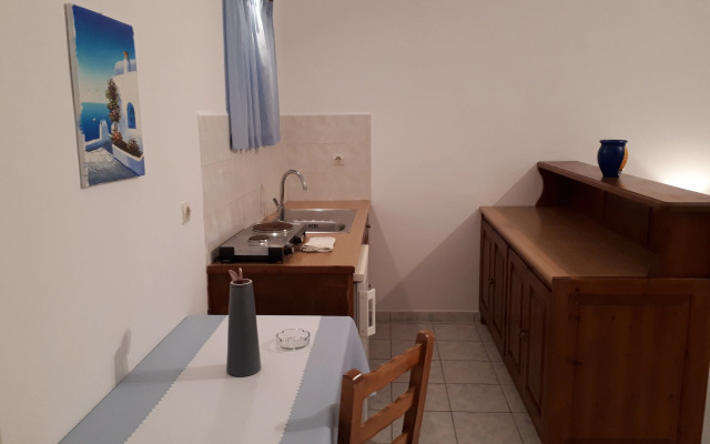 Paradisos Oia