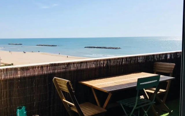 Appartement Valras 1ere ligne vue mer