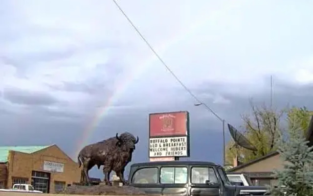 Buffalo Pointe Lodge And Café