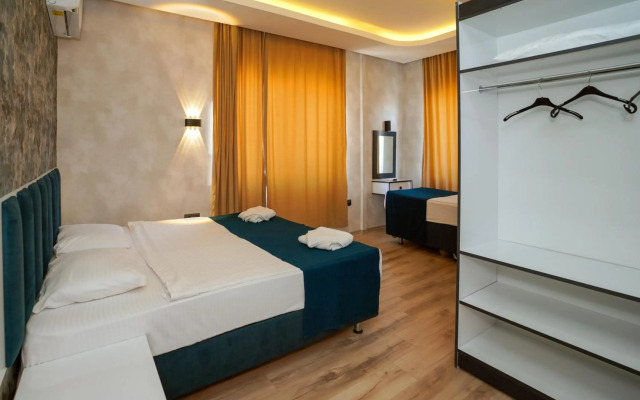Miss Cleopatra Hotel