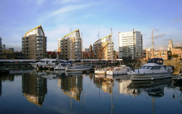 Marlin Apartments City Docklands