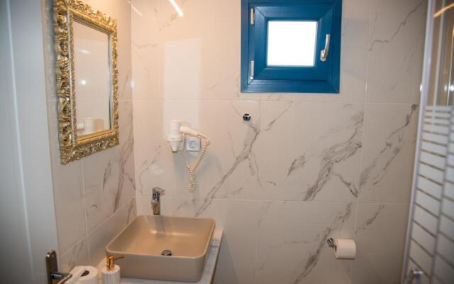 Heliades Suites