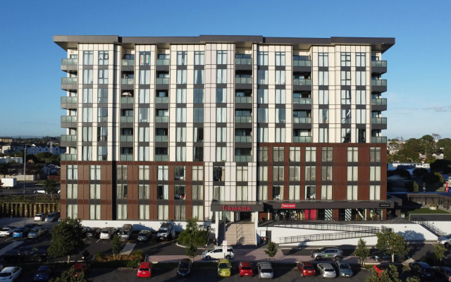 Ramada Suites by Wyndham Auckland Manukau Pacific Centre