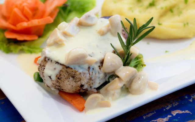 Taman Surgawi Resort & Spa