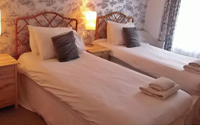 The Windsor Lodge Hotel