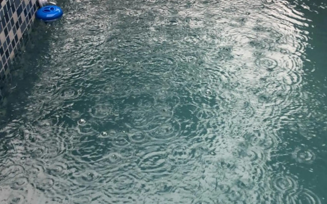 Sobrado com Piscina hidromassagem