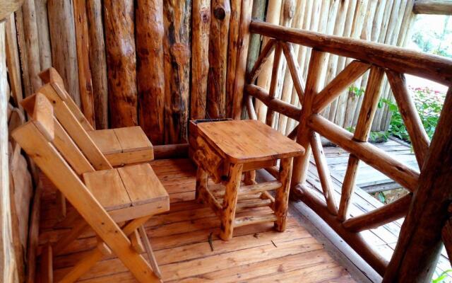 Bunyonyi Apple Farm Stay