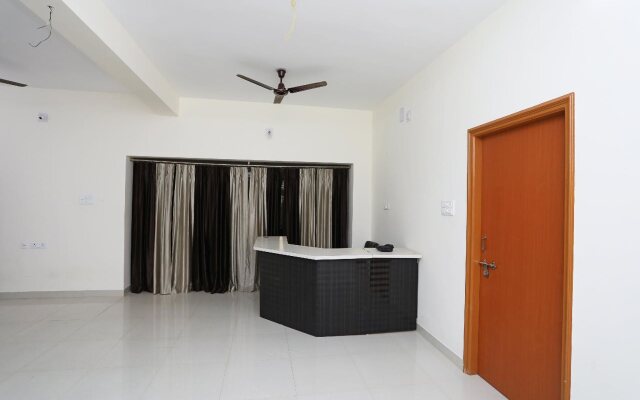 Oyo 15204 Sai Corporate Inn