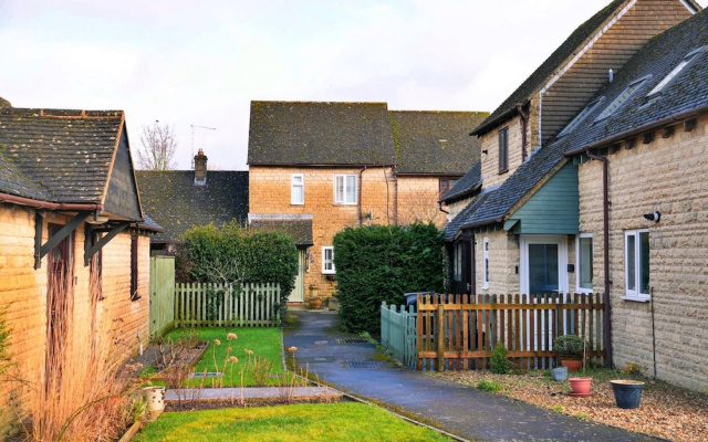 Pet-friendly Countryside Holiday Home, No Deposit