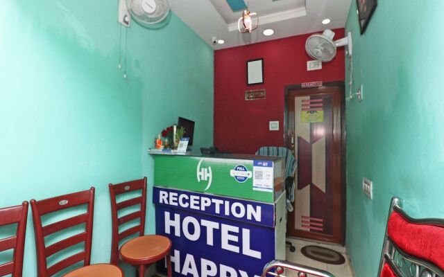 Oyo 37334 Hotel Happy