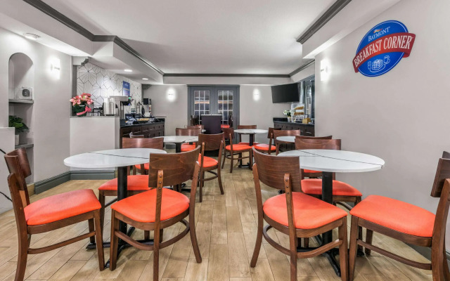 Baymont by Wyndham Austin University Area