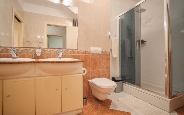 Holiday Seaview Apartment by Litto