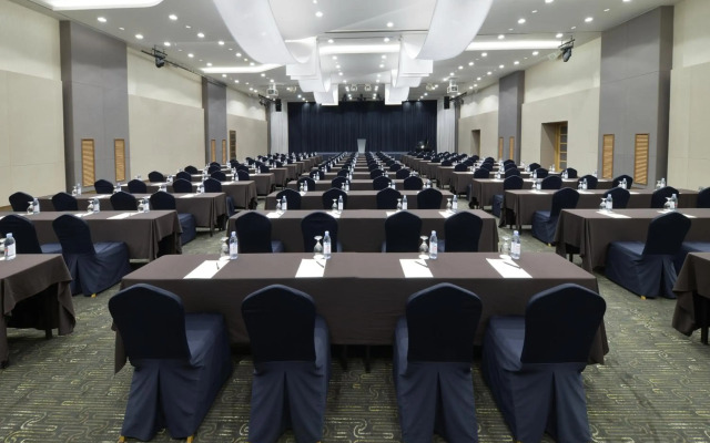 Harbor Park Hotel