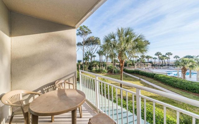 Hampton 6107, 2 Bedroom, Sleeps 6, Large Pool, Oceanfront View