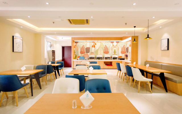 The Avenue Restaurant at The Victoria Inn