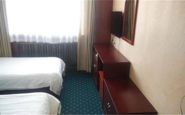 Chengde Jichu Hotel