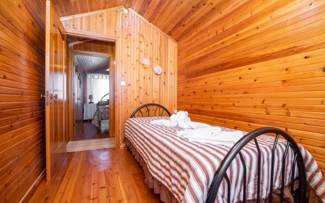 Casa Inti / Inti House Furnas