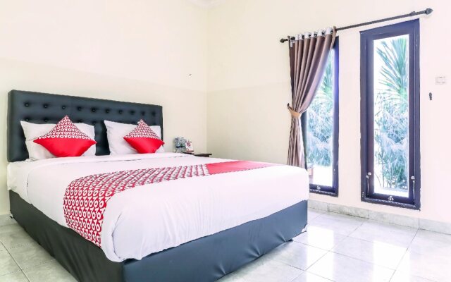 OYO 1193 Asri House