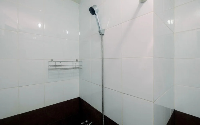 Relaxing 2BR at Green Pramuka Apartment